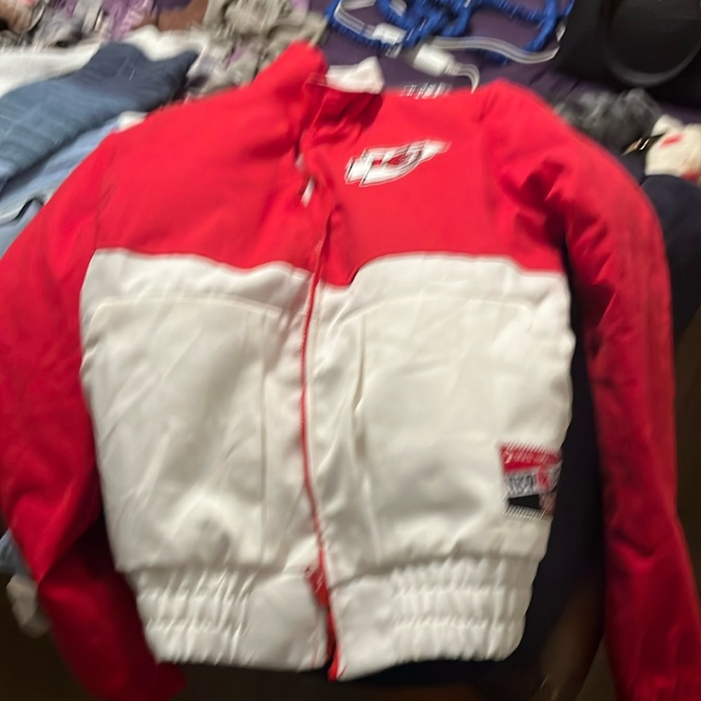 Vintage Taylor swift chiefs starter jacket M-never worn